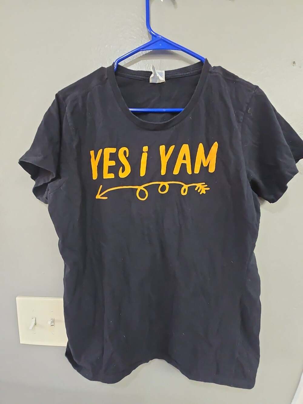 Yes I Yam Graphic T-Shirt Black Short Sleeve
